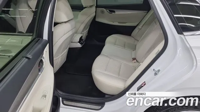 Hyundai Grandeur New — Фото автомобиля 11
