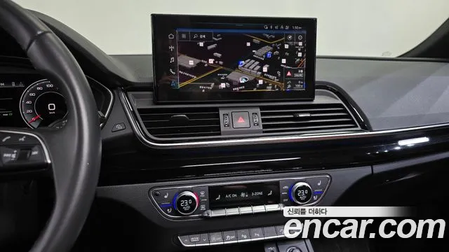 Audi Q5 45 TFSI quattro Premium — Фото автомобиля 12