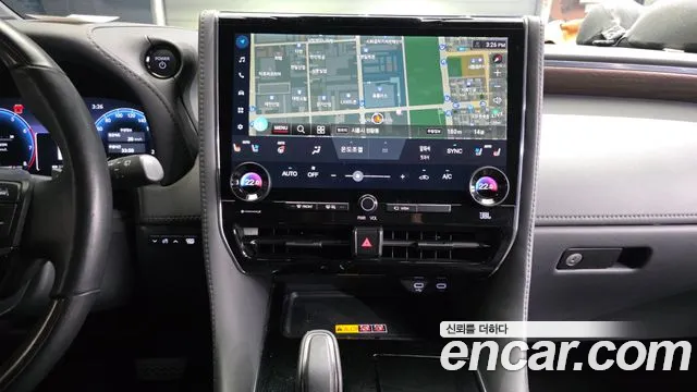 Toyota Alphard Generation 4 — Фото автомобиля 17