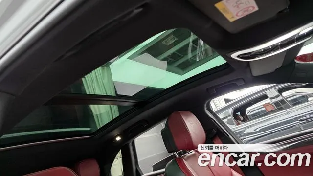 Porsche Macan — Фото автомобиля 17