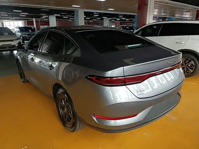 BYD Qin PLUS — Фото автомобиля 4