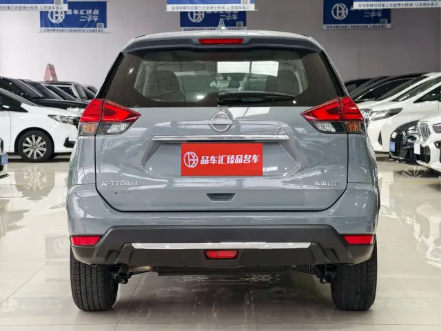 Nissan X-Trail — Фото автомобиля 9