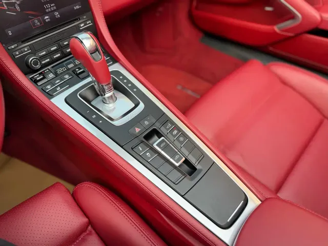 Porsche 718 — Фото автомобиля 18