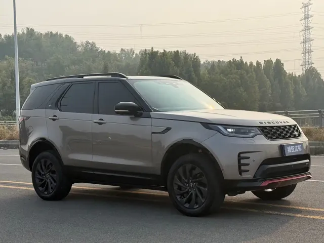 Land Rover Discovery — Фото автомобиля 3
