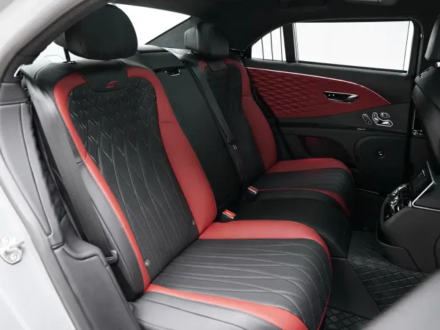 Bentley Flying Spur — Фото автомобиля 9