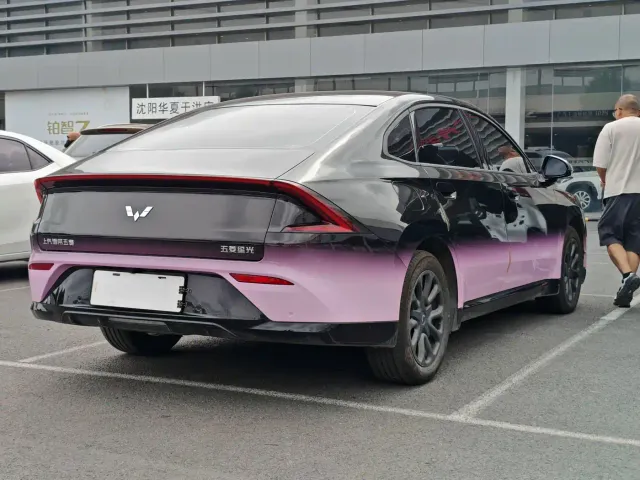 Wuling Starlight — Фото автомобиля 14