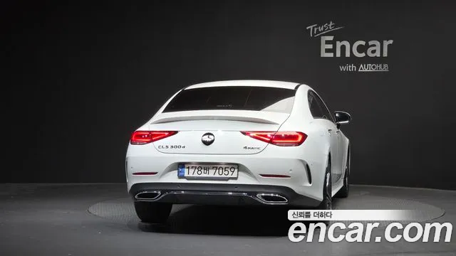 Mercedes-Benz CLS-Class — Фото автомобиля 4