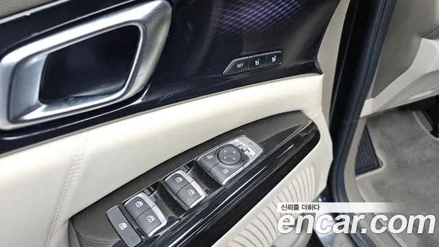 Kia Canival Carnival 4 поколение Бензин 9 мест Signature — Фото автомобиля 30