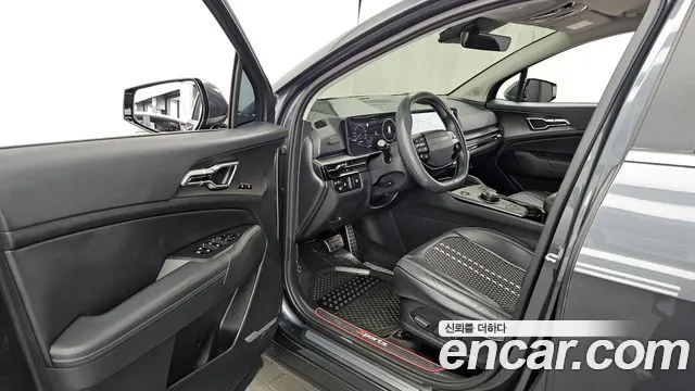 Kia Sportage Бензин 1.6 турбо 2WD — Фото автомобиля 10