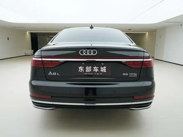 Audi A8 — Фото автомобиля 4