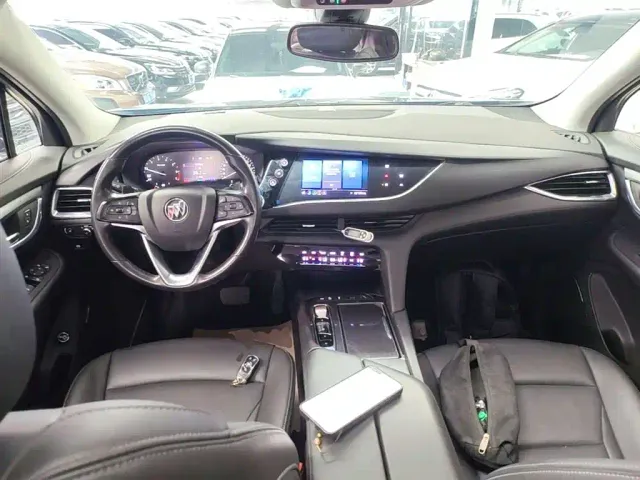 Buick Enclave — Фото автомобиля 9