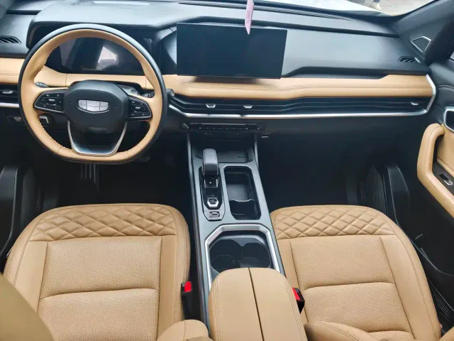 Geely Haoyue L — Фото автомобиля 6