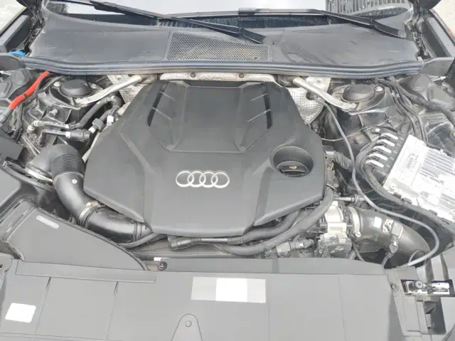Audi A6L — Фото автомобиля 10