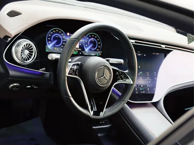 Mercedes-Benz EQS — Фото автомобиля 9