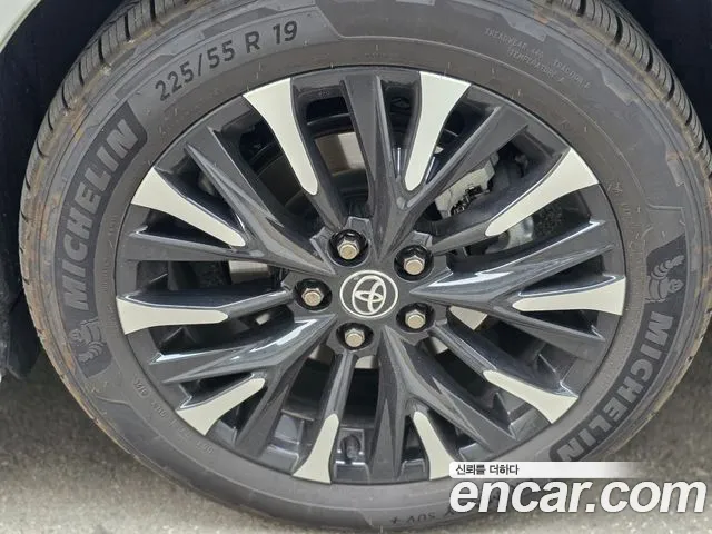 Toyota Alphard 4th Gen — Фото автомобиля 13