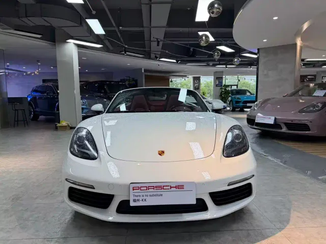 Porsche 718 — Фото автомобиля 2