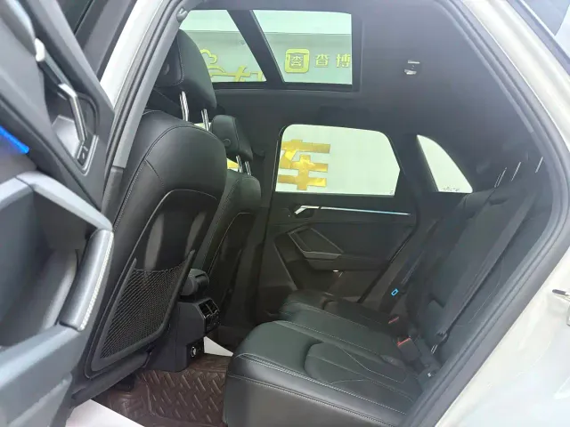 Audi Q3 — Фото автомобиля 15