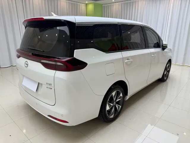 GAC Trumpchi M6 — Фото автомобиля 4
