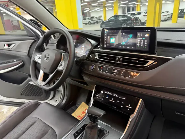 Changan CS75 — Фото автомобиля 9