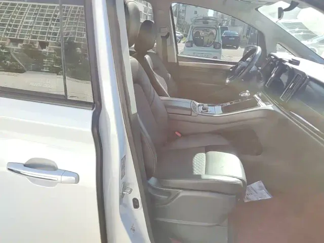 GAC Trumpchi M8 — Фото автомобиля 23