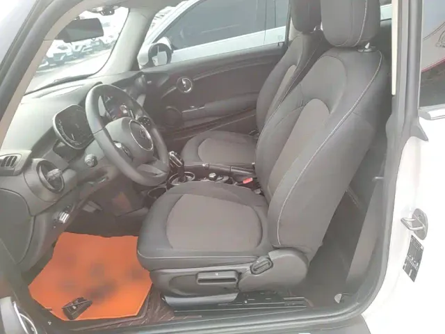 MINI Hatch — Фото автомобиля 14