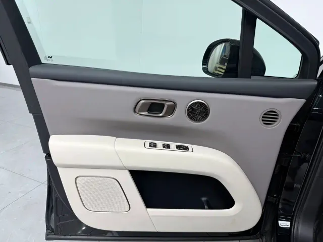 Li Auto i6 — Фото автомобиля 8