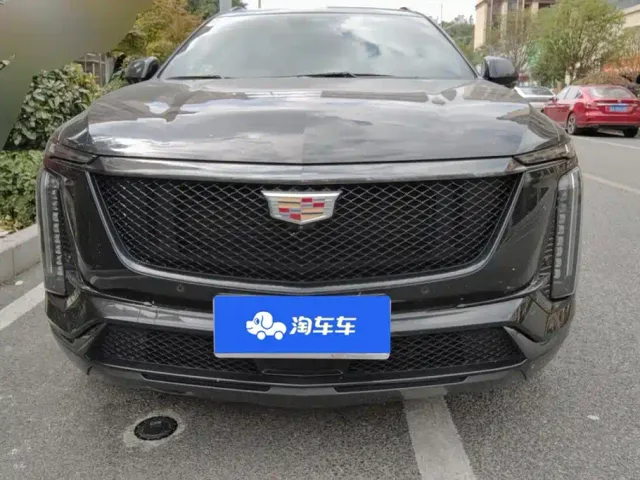 Cadillac XT5 — Фото автомобиля 2