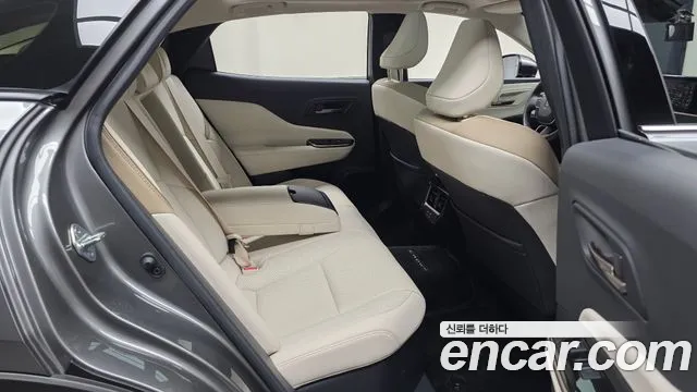Toyota Crown — Фото автомобиля 25