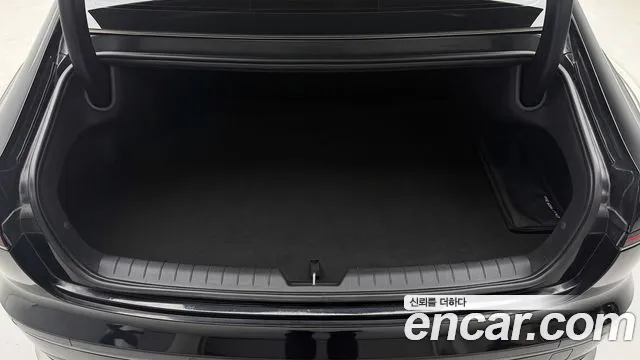 Hyundai Grandeur GN7 — Фото автомобиля 19