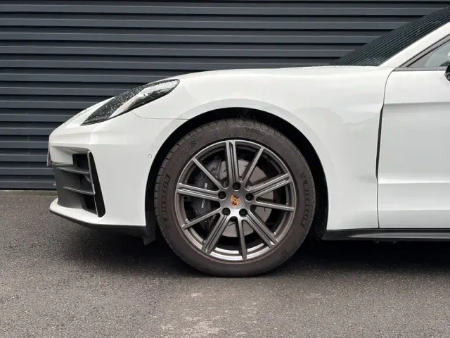 Porsche Panamera — Фото автомобиля 4