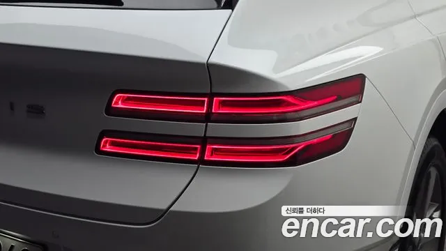 Genesis GV80 — Фото автомобиля 8