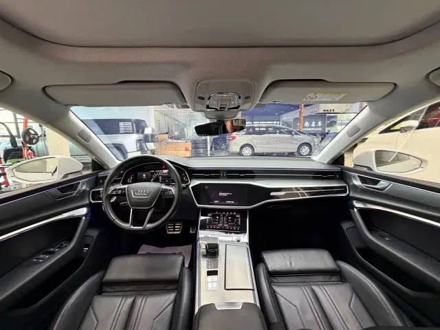 Audi A7 — Фото автомобиля 12