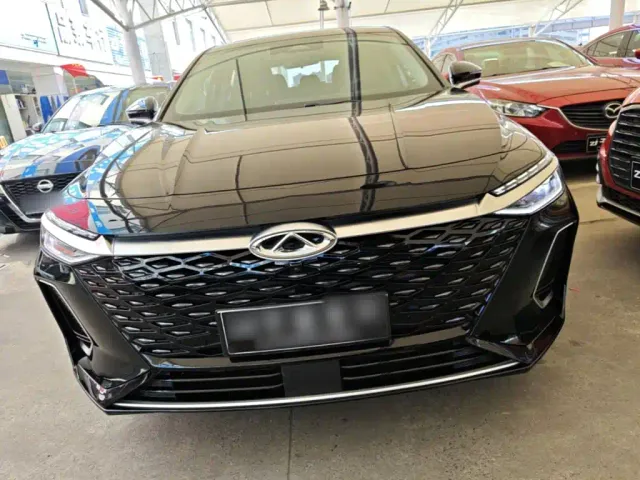 Chery Arrizo 8 — Фото автомобиля 2