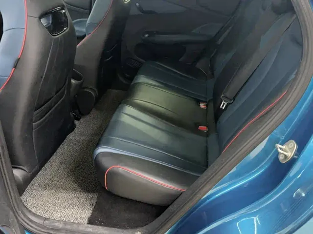 BYD Dolphin — Фото автомобиля 12