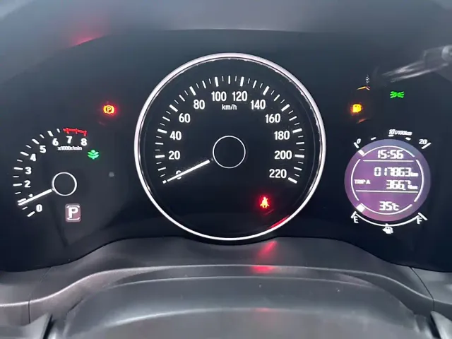 Honda Vezel 2020 1.5L CVT Luxury — Фото автомобиля 9