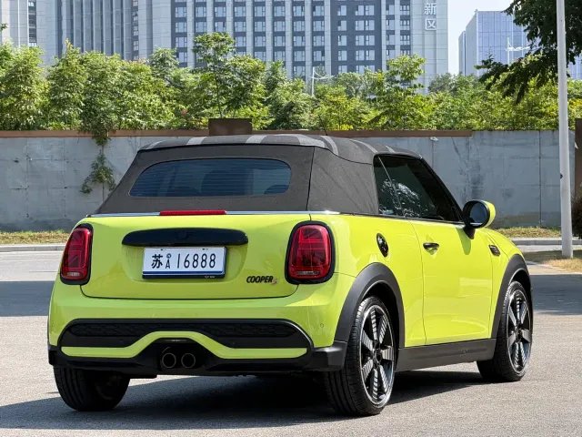 MINI Hatch — Фото автомобиля 4