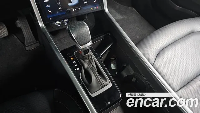 KG_Mobility_Ssangyong Torres Torres Бензин 1.5 2WD — Фото автомобиля 9