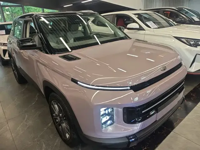 Geely ICON — Фото автомобиля 3