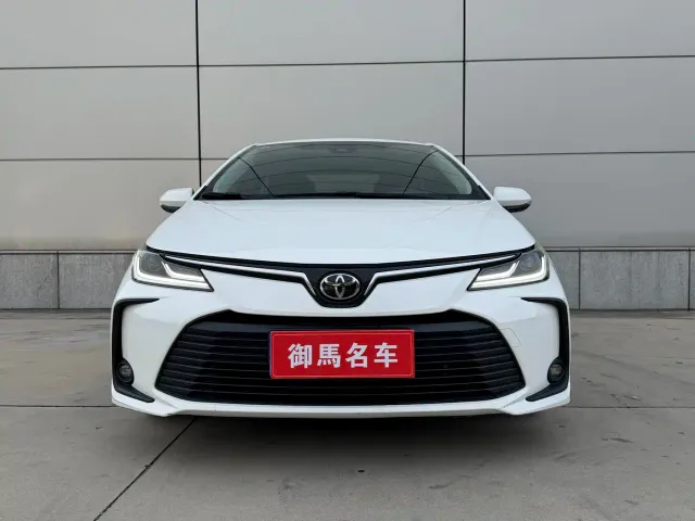 Toyota Corolla — Фото автомобиля 2