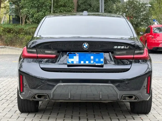 BMW 3 Series — Фото автомобиля 6
