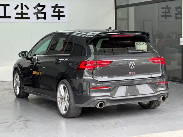 Volkswagen Golf GTI — Фото автомобиля 6