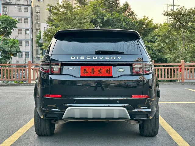 Land Rover Discovery Sport — Фото автомобиля 6