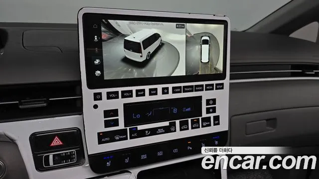 Hyundai Staria Staria 4WD Lounge 9 мест — Фото автомобиля 13