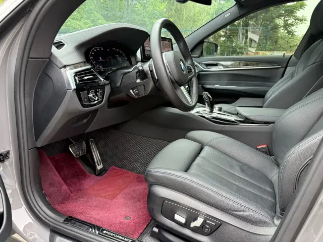 BMW 6 Series Gran Turismo — Фото автомобиля 18