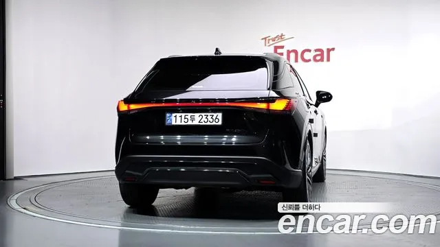 Lexus RX RX450h+ 5th Gen — Фото автомобиля 4