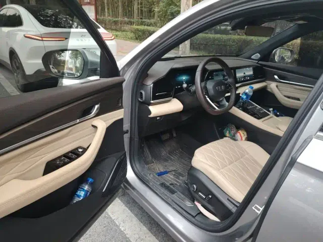 Geely Xingyue L — Фото автомобиля 17