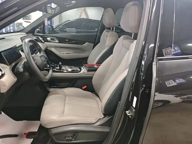 Geely Boyue L — Фото автомобиля 14