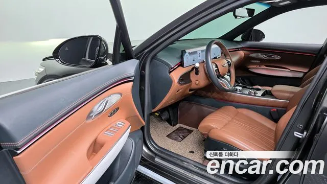 Genesis GV70 2.5T Бензин AWD — Фото автомобиля 10