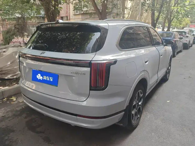Jetour Shanhai Jetour Shanhai L7 PLUS 2025 Base 5-Seater — Фото автомобиля 3