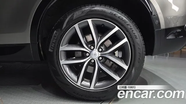 Land Rover Discovery Sport — Фото автомобиля 20